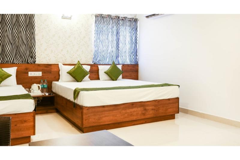 Treebo Pappilon Palace - Pvs Circle Mangalore Eksteriør billede